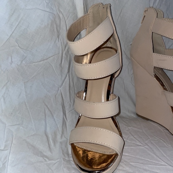 GONE! - Picture 4 of 16